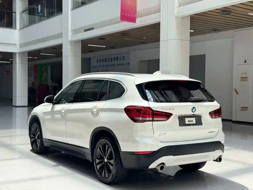 BMW X1 — миниатюра 7