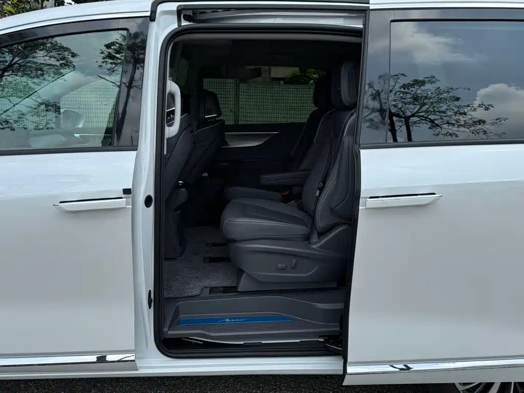 Buick GL8 2026 Smart