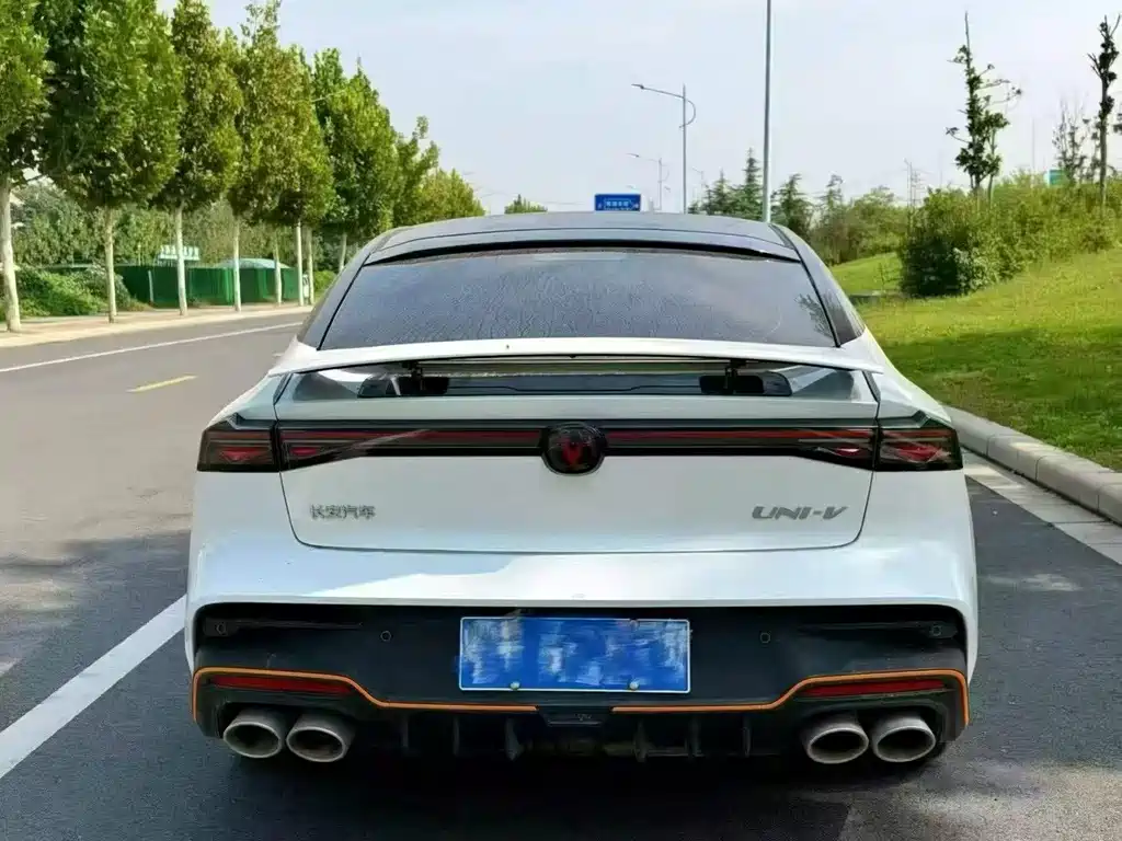 Changan UNI-V — миниатюра 8