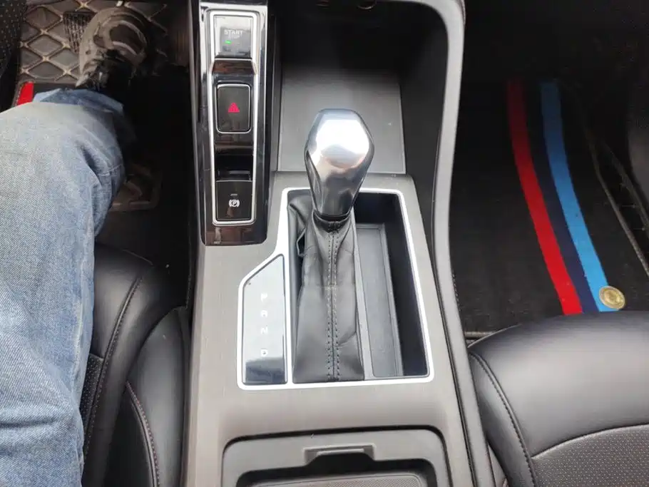 Roewe i5 — миниатюра 16