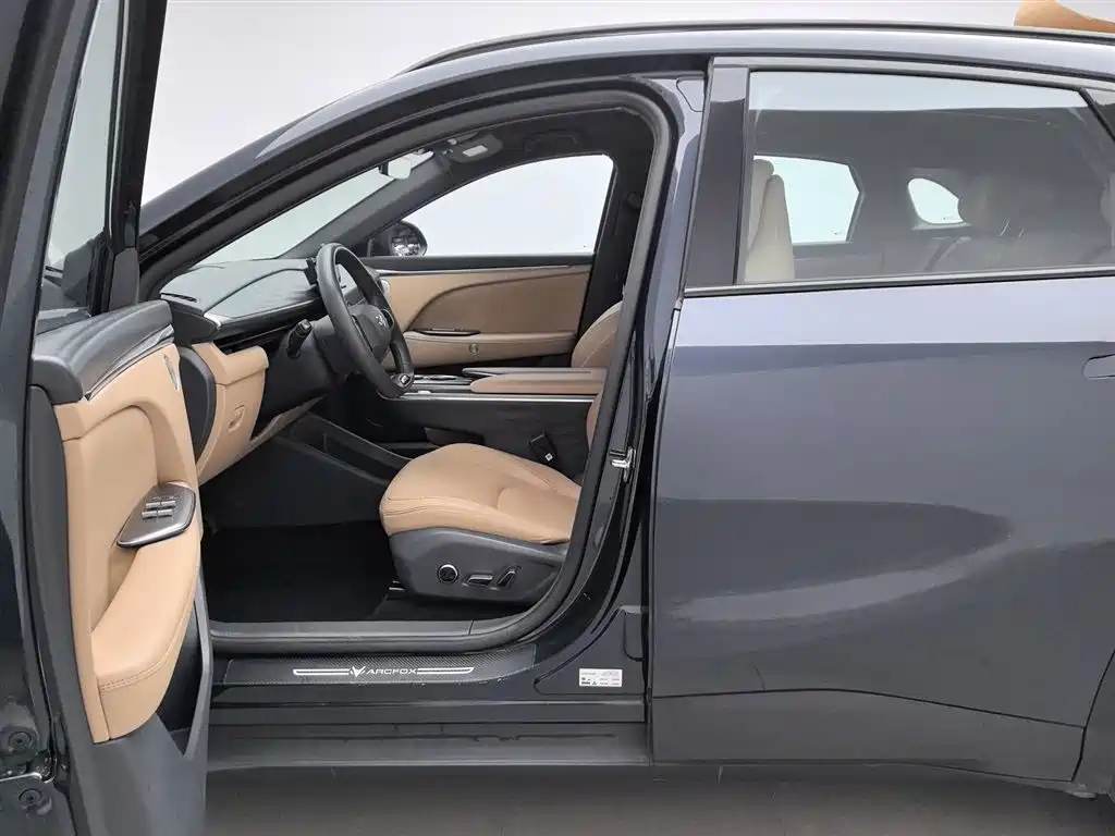 ARCFOX EXTREME FOX POLAR FOX ALPHA T5