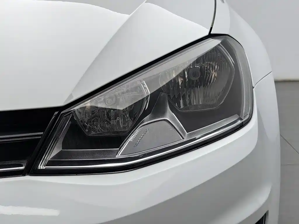 Volkswagen Golf — миниатюра 7