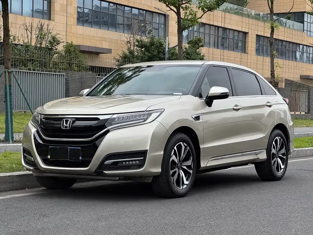 Купить Honda UR-V
