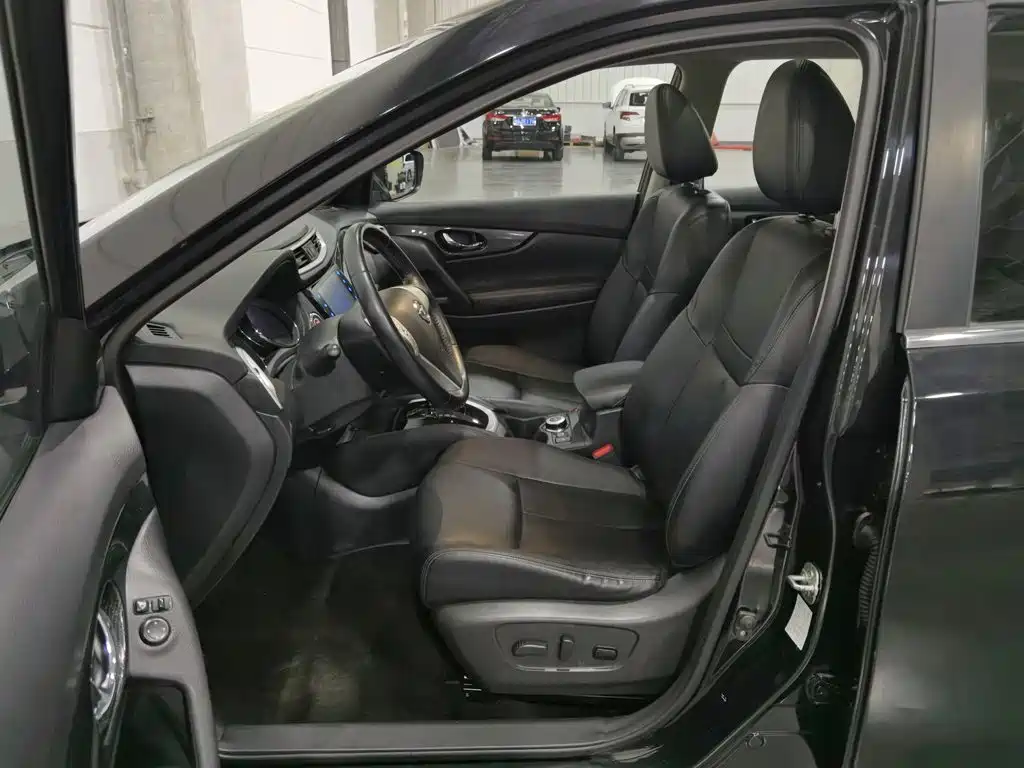 Nissan X-Trail — миниатюра 10