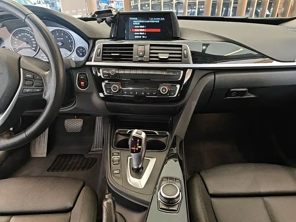 BMW 3 Series GT — миниатюра 13
