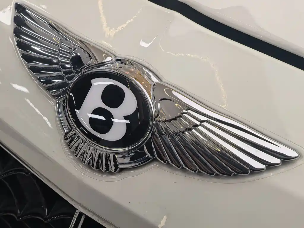 Bentley Bentayga — миниатюра 7