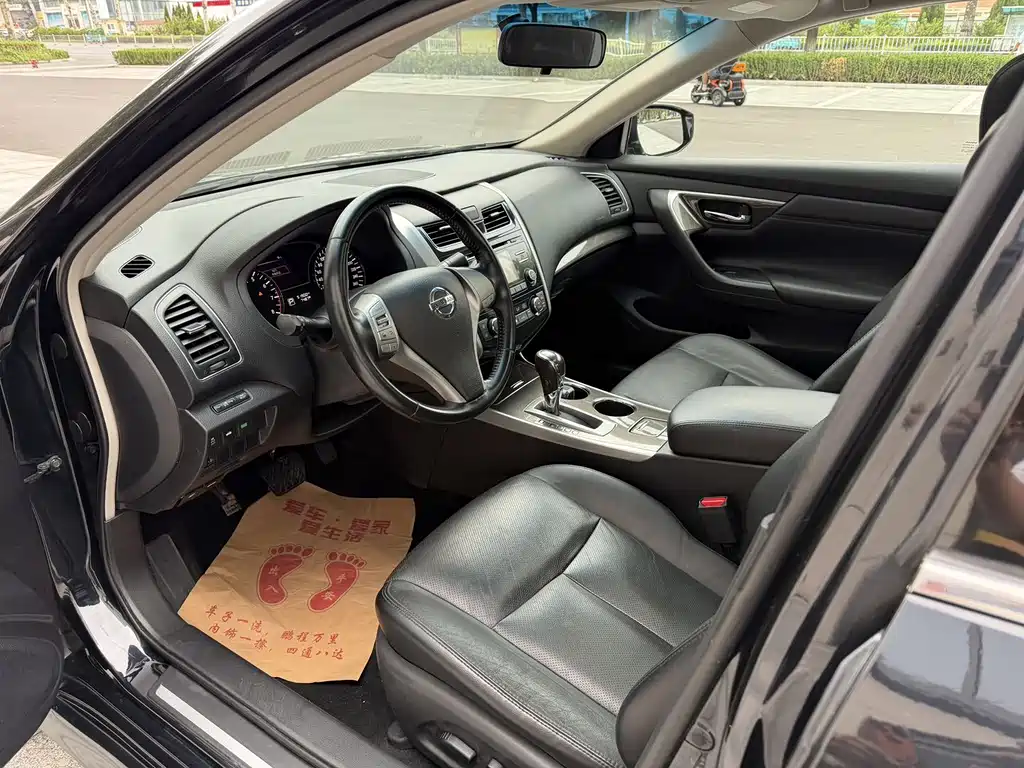 Nissan Teana — миниатюра 8