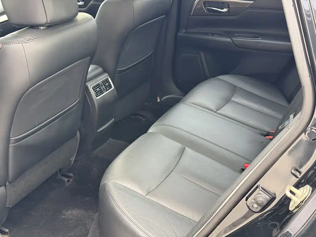 Nissan Teana — миниатюра 11