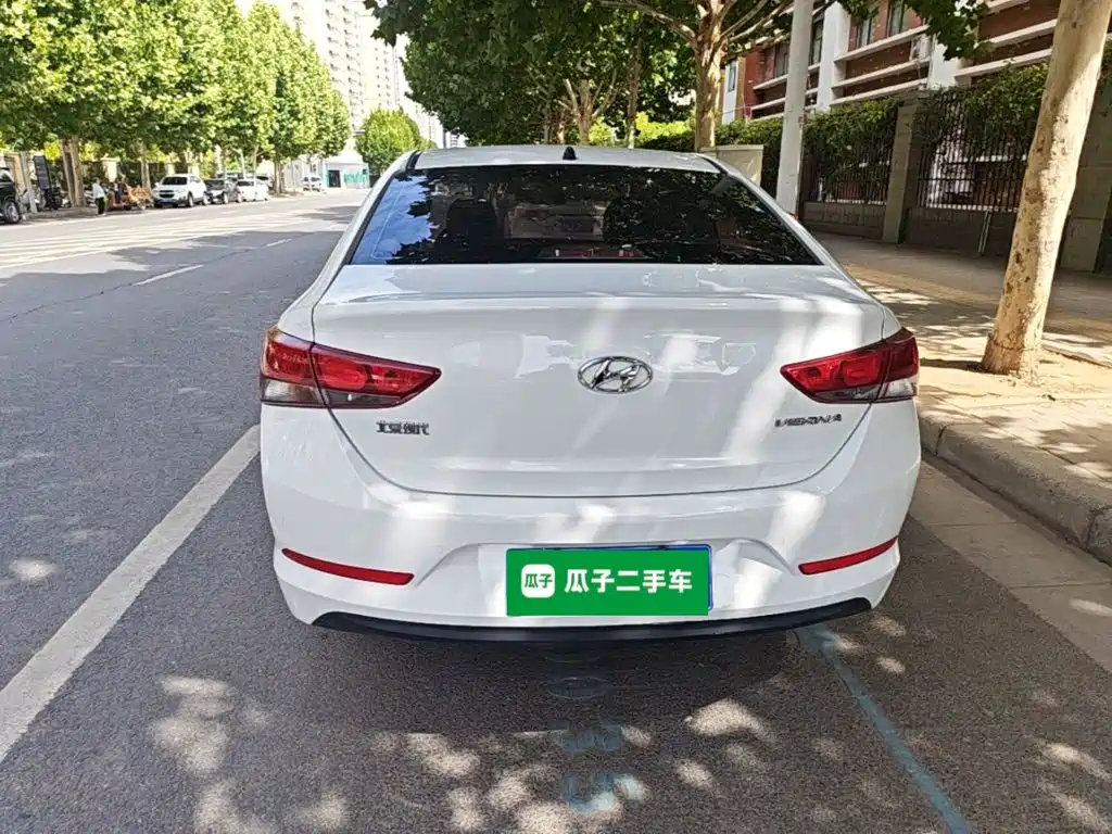 Hyundai Verna — миниатюра 6