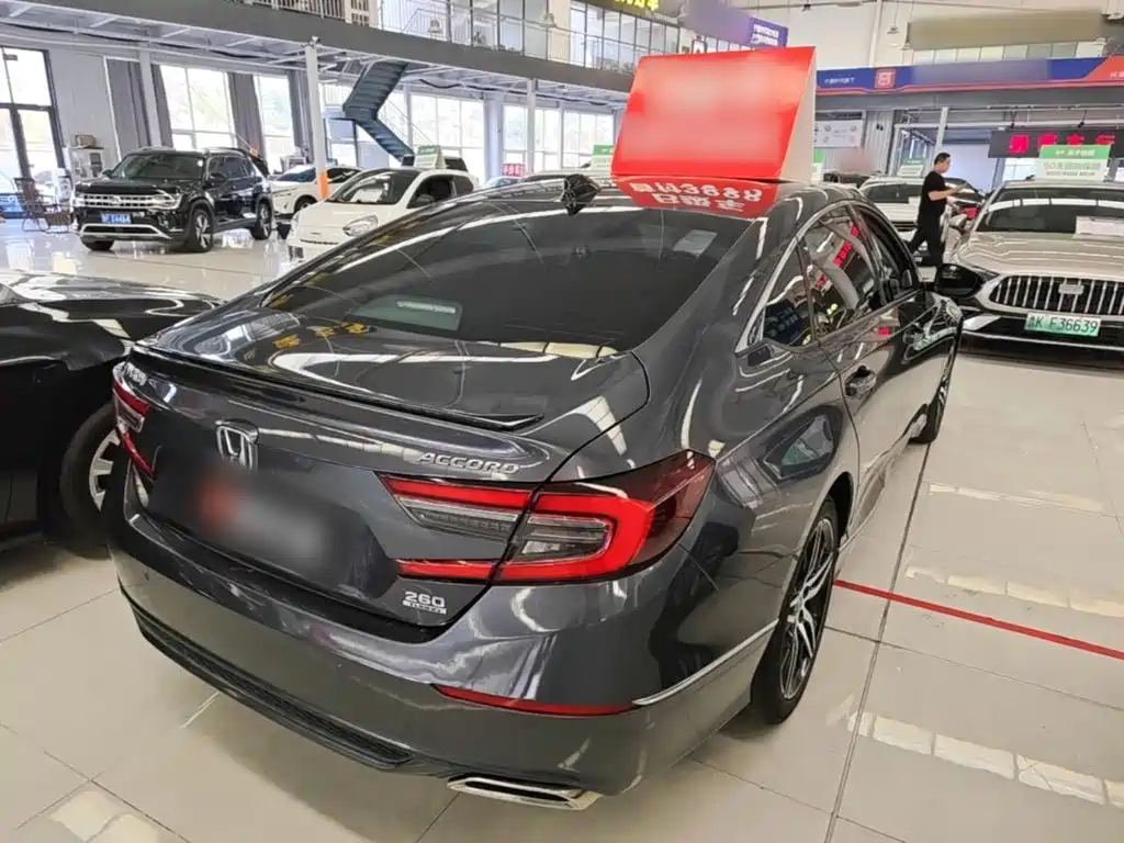 Honda Accord — миниатюра 7