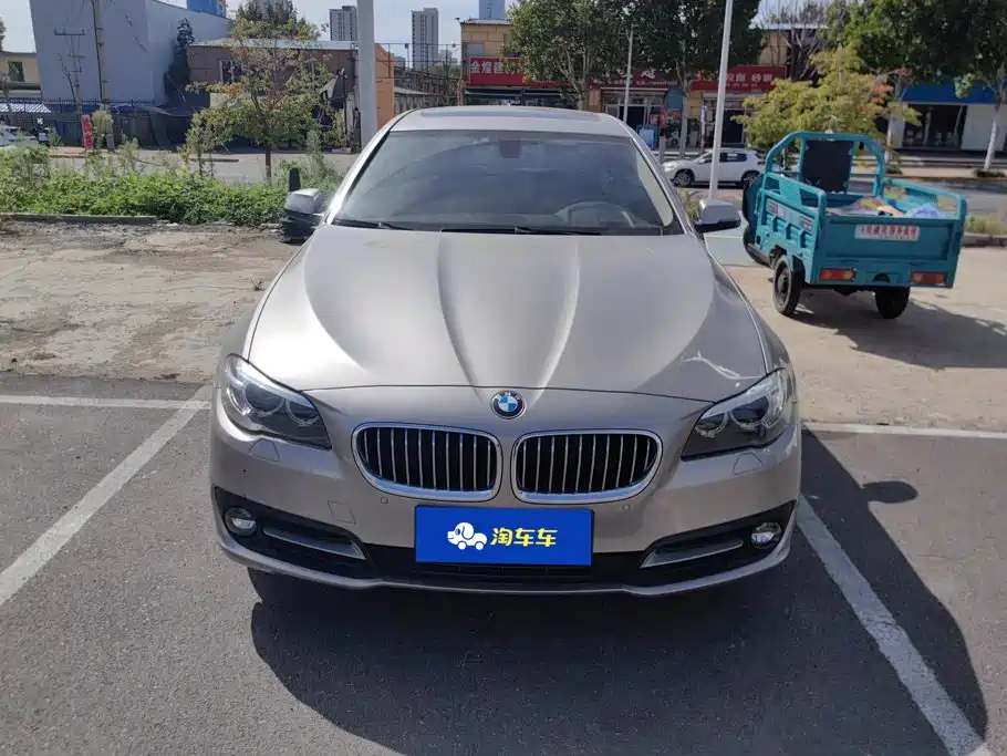 BMW 5 Series — миниатюра 2