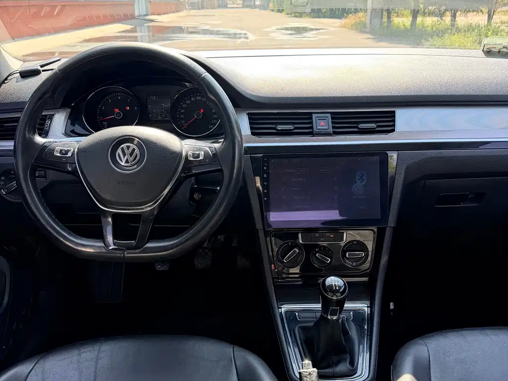 Volkswagen Bora — миниатюра 12