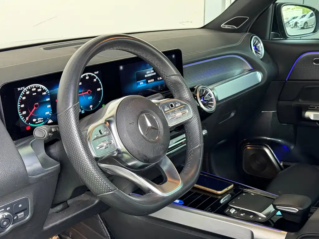 Mercedes-Benz EQB — миниатюра 9