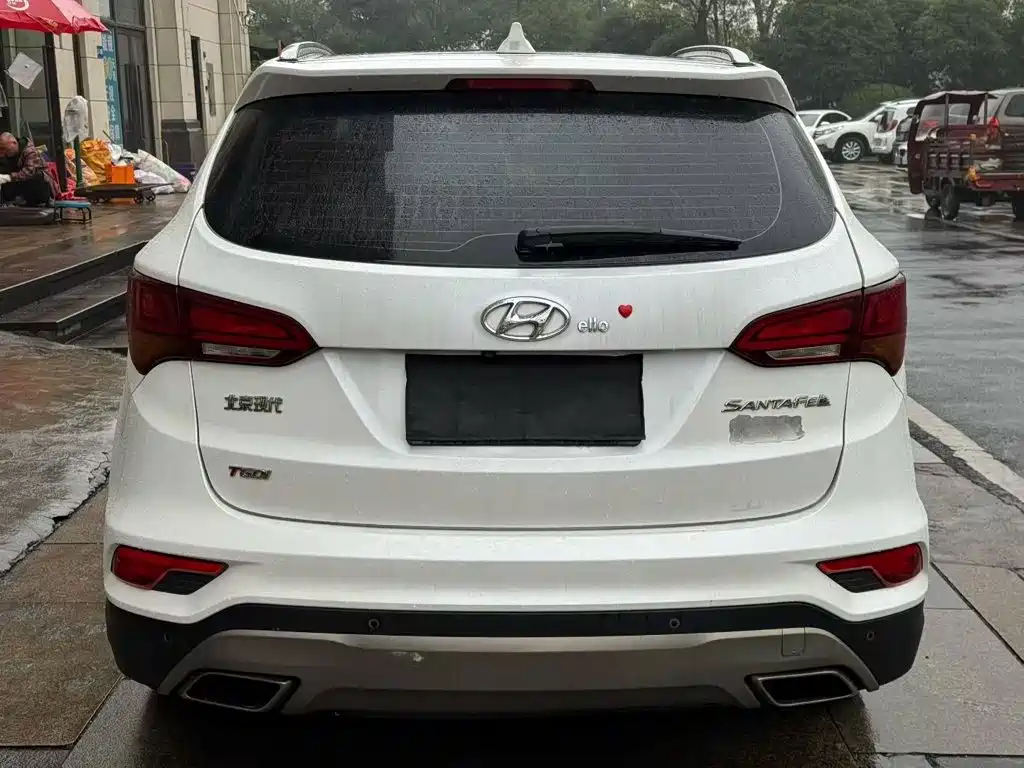 Hyundai Santa Fe — миниатюра 5