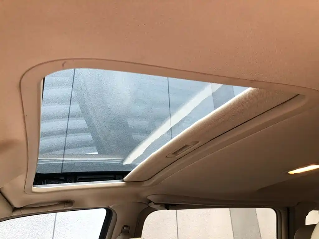 Buick GL8 — миниатюра 12