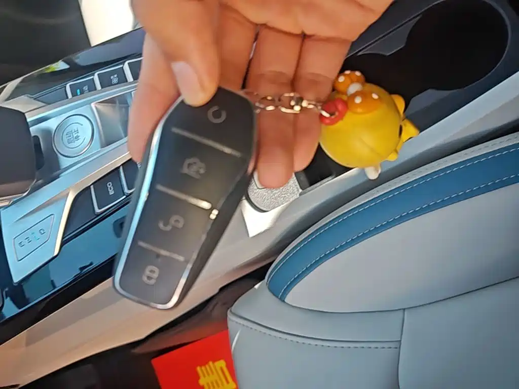 BYD Yuan Pro — миниатюра 9