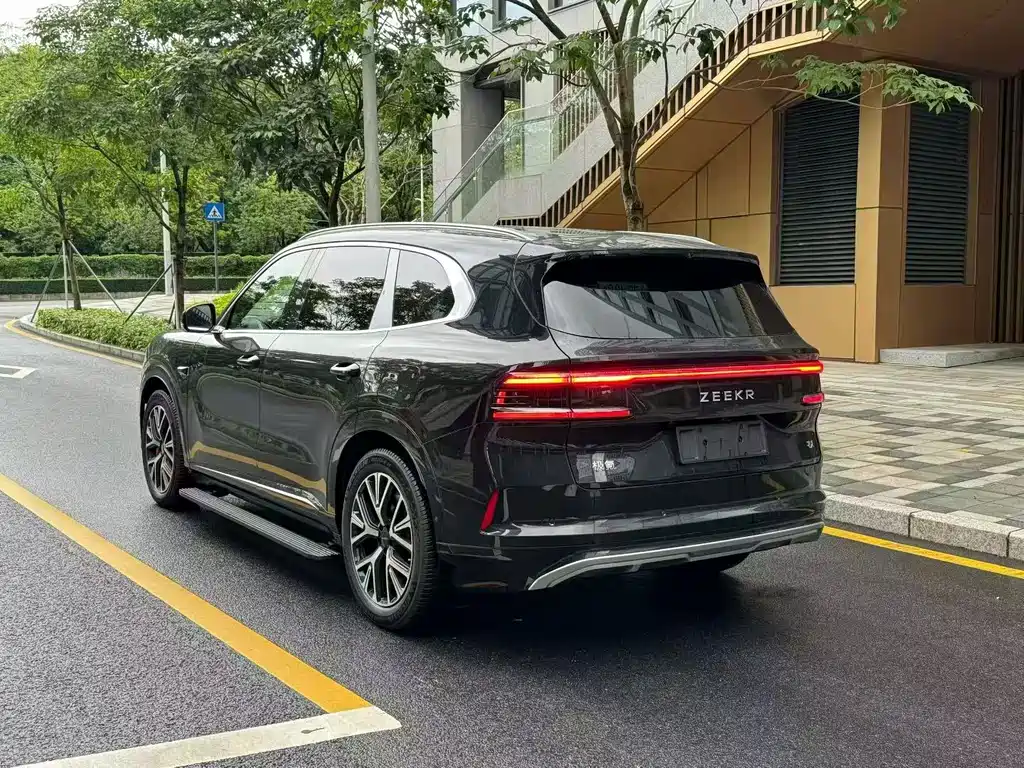 Zeekr 8X 2026 Ultra+ 70kWh