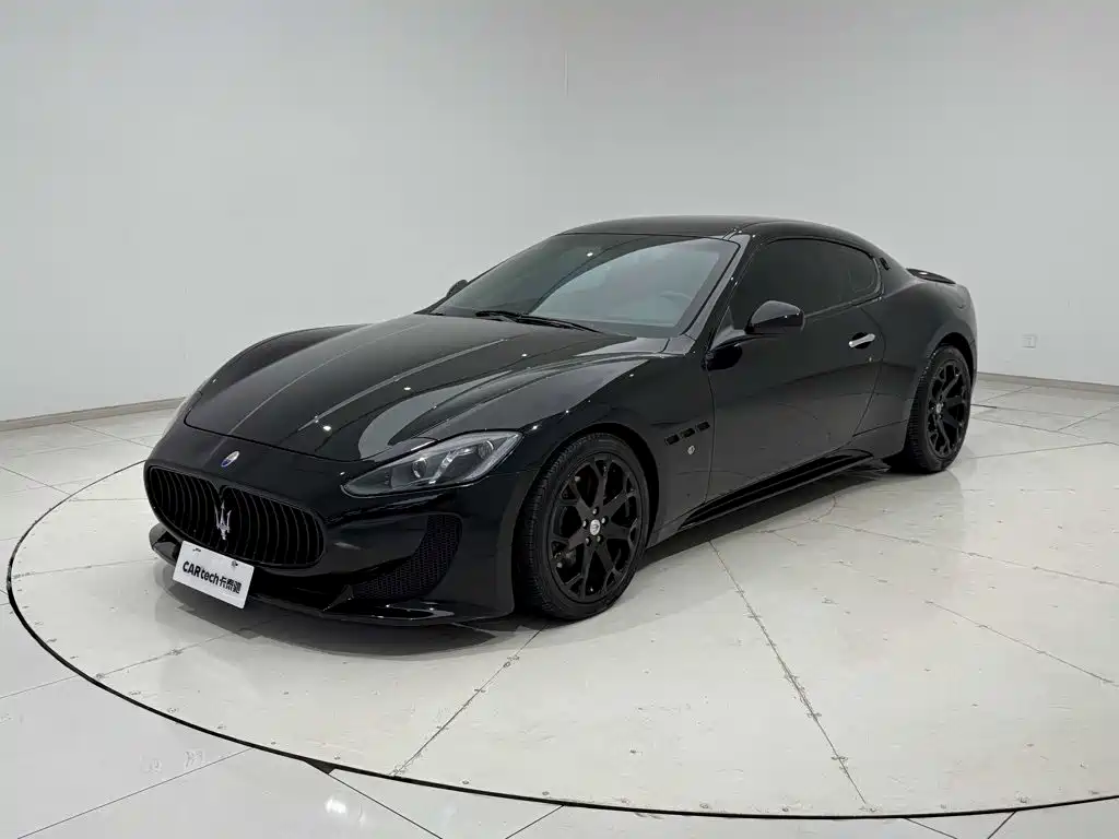 Maserati GranTurismo — миниатюра 27