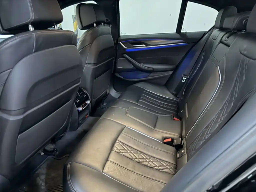 BMW 5 Series (Import) — миниатюра 15