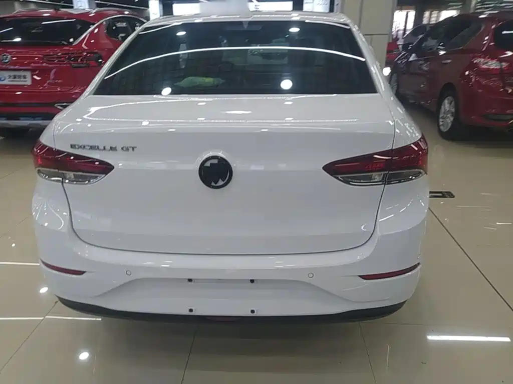 Buick Excelle — миниатюра 6