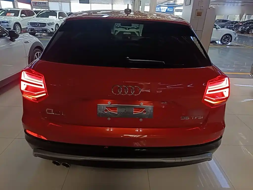 Audi Q2L — миниатюра 6