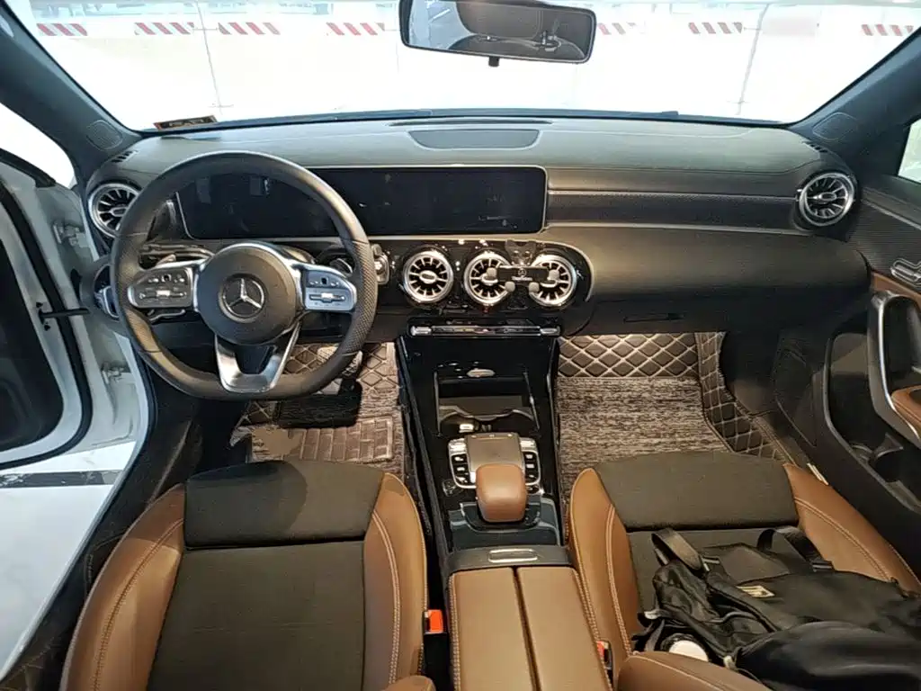 Mercedes-Benz A-Class — миниатюра 10