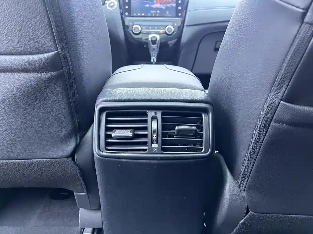 Nissan X-Trail — миниатюра 14