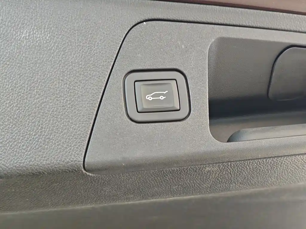 Buick Envision Plus — миниатюра 17