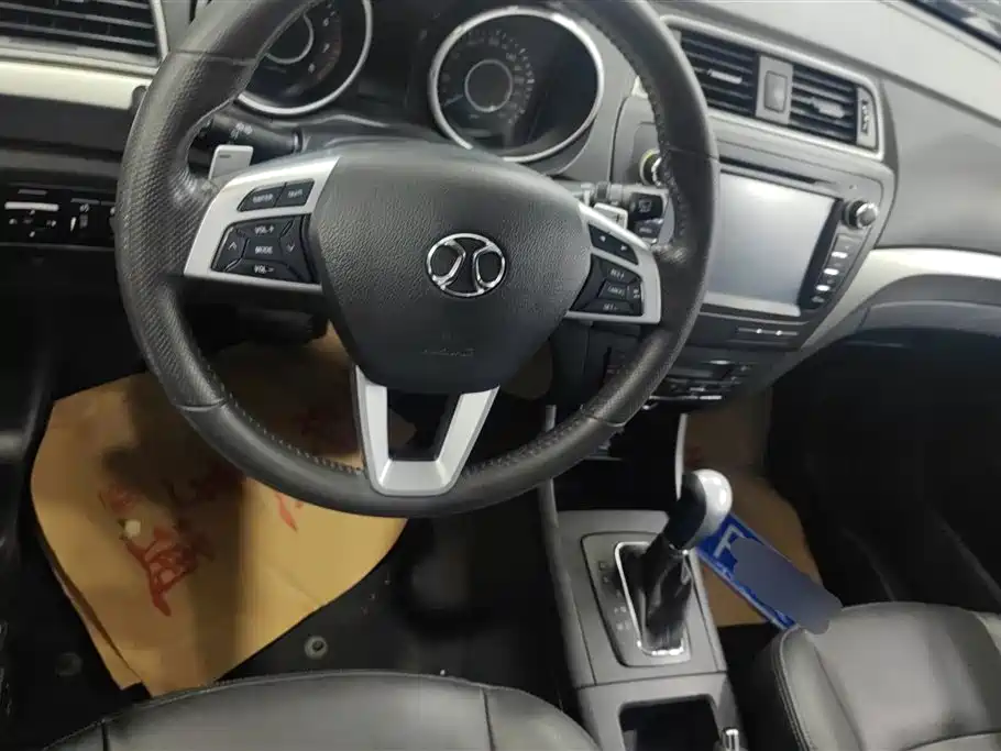 BAIC Senova X65 — миниатюра 13