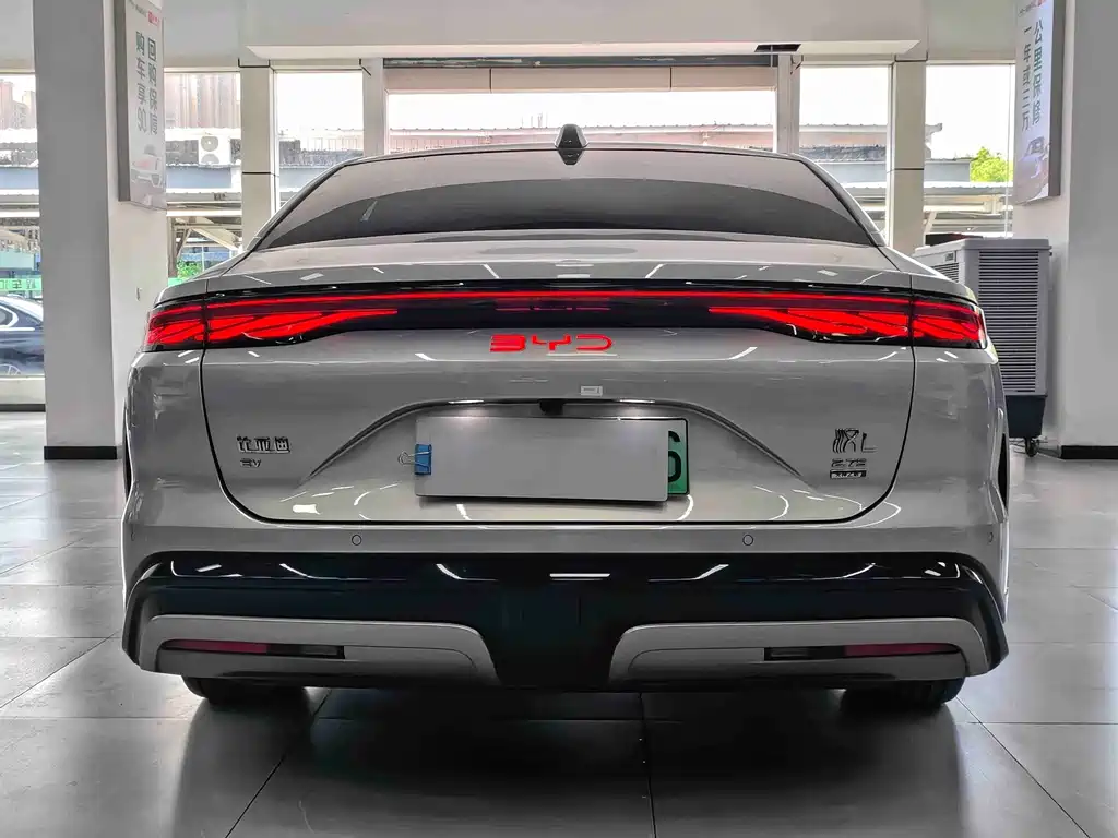 BYD Han L — миниатюра 8