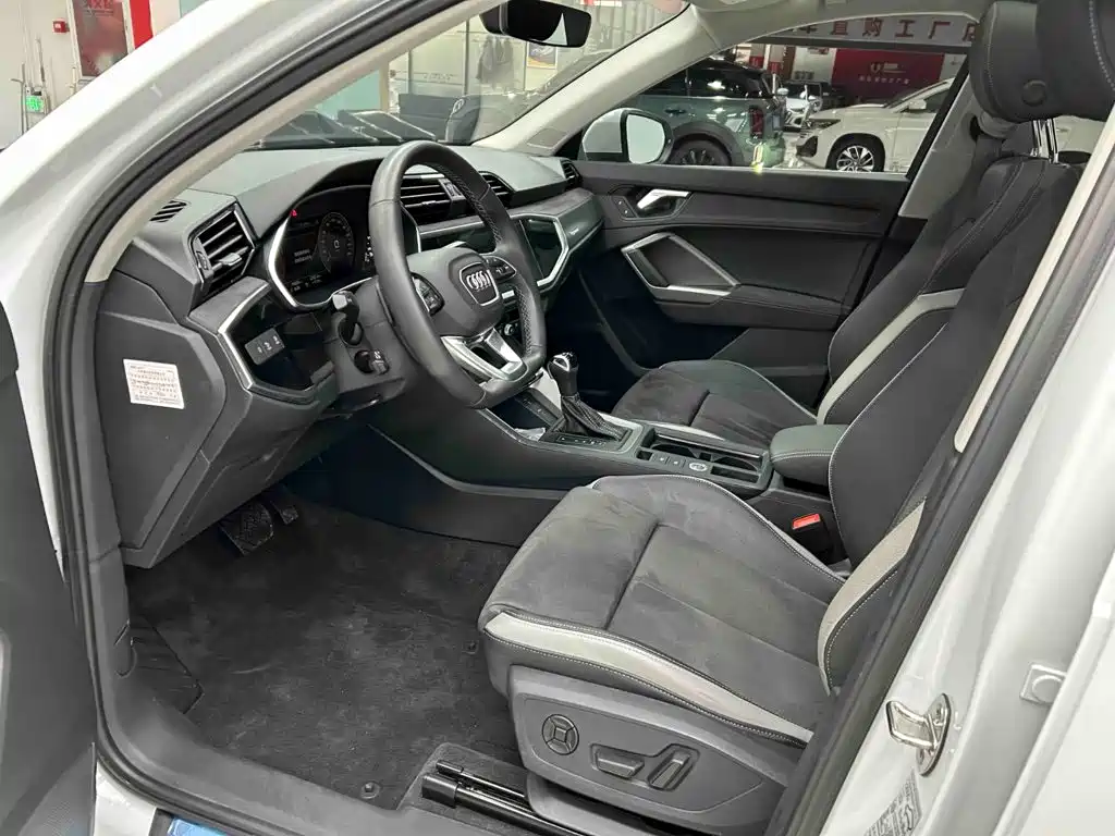 Audi Q3 — миниатюра 15