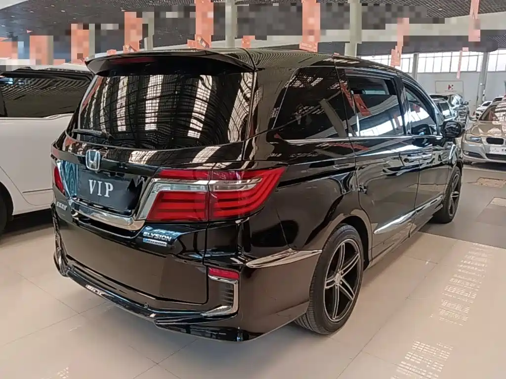 Honda Elysion — миниатюра 7