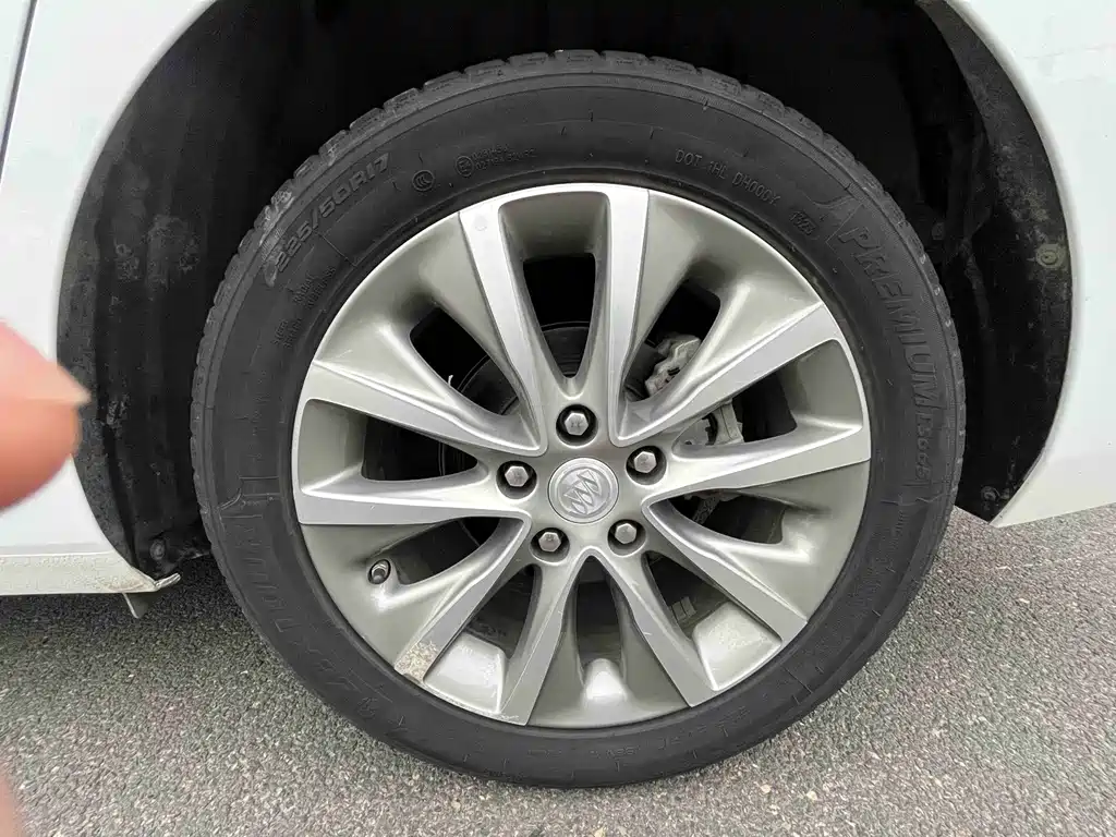 Buick GL6 — миниатюра 8