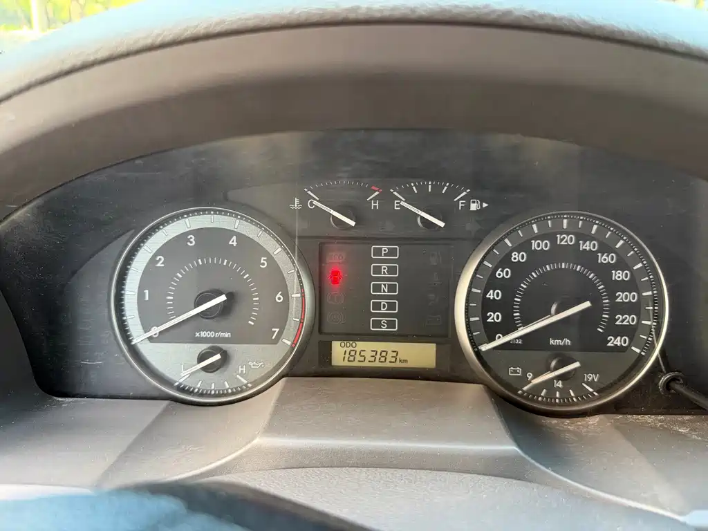 Toyota Land Cruiser — миниатюра 5
