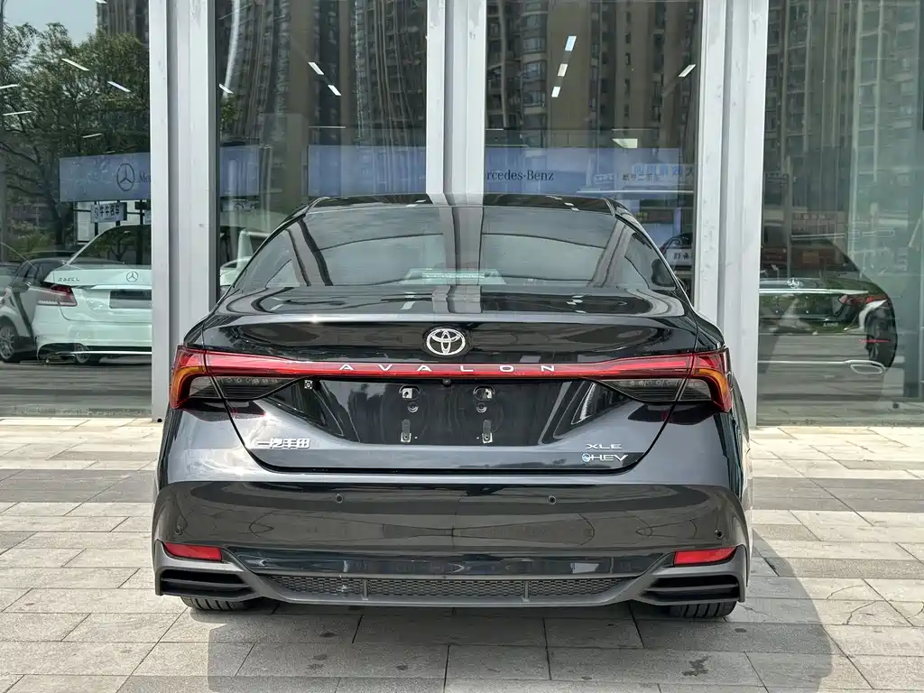 Toyota Avalon 2024 2.0L Luxury