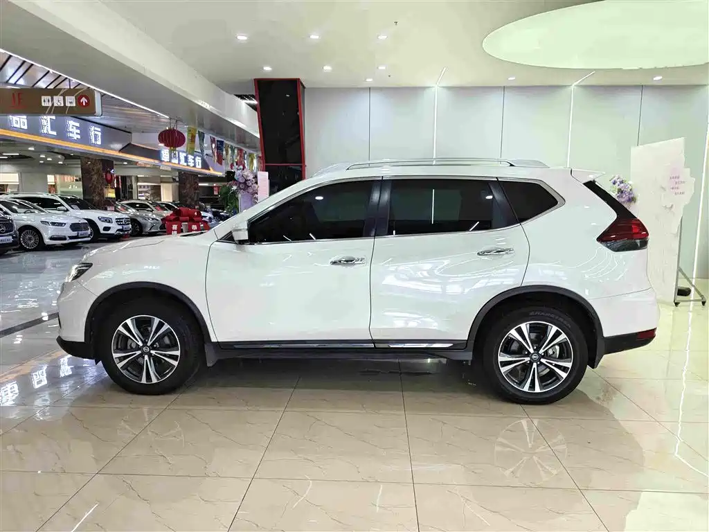 Nissan X-Trail — миниатюра 14