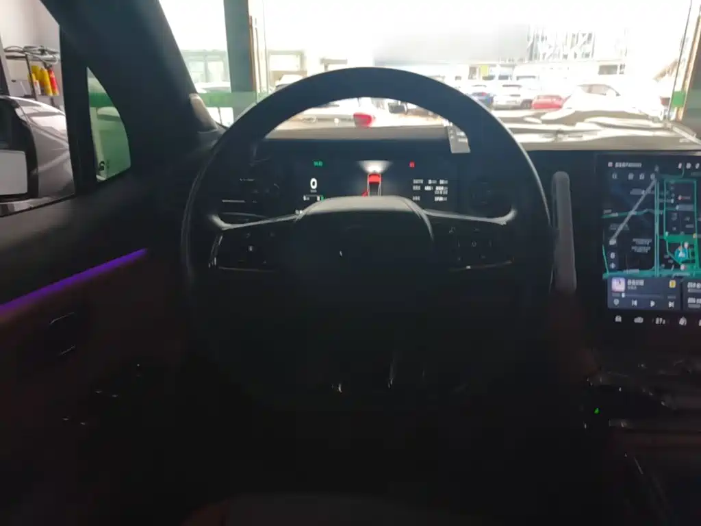 NIO EC6 — миниатюра 11