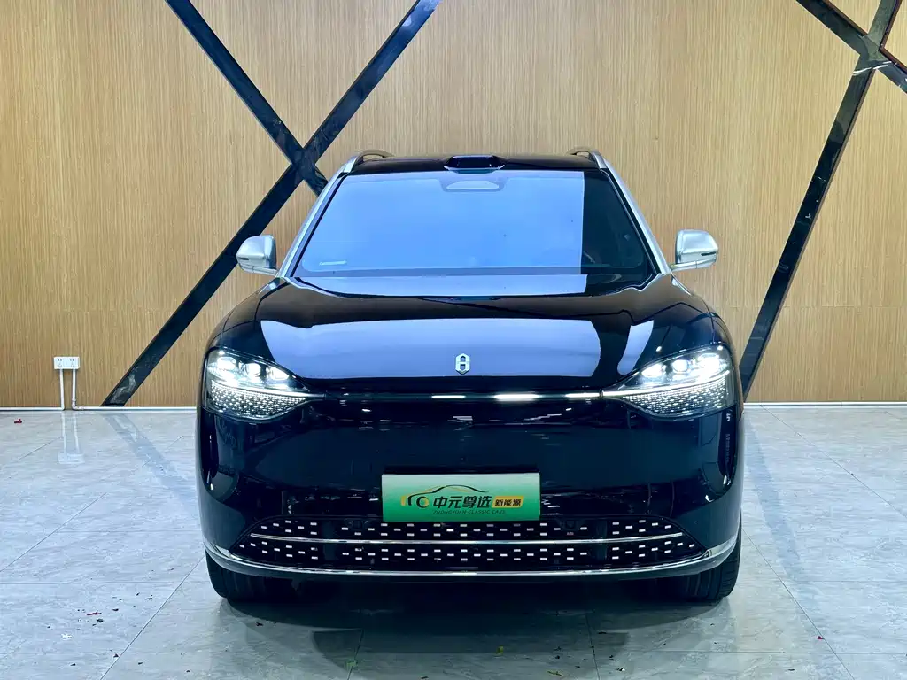 AITO AITO M9 — миниатюра 2