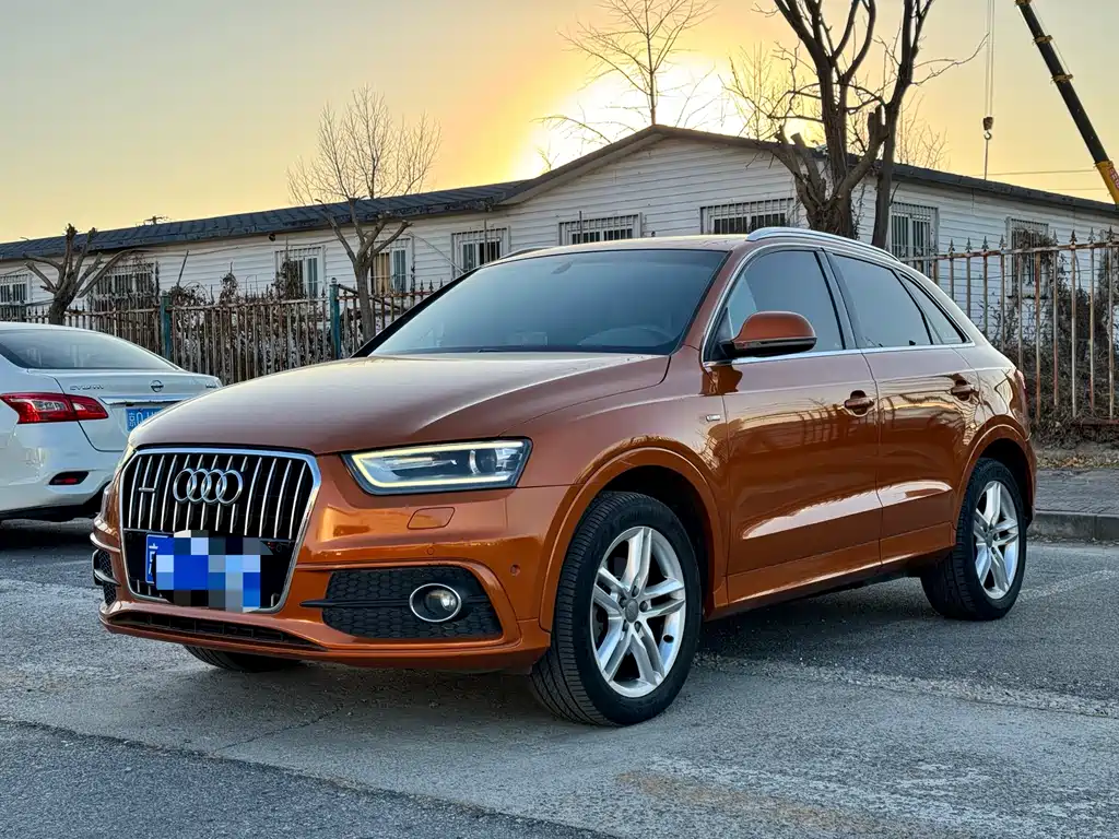 Audi Q3 (Import) 2013