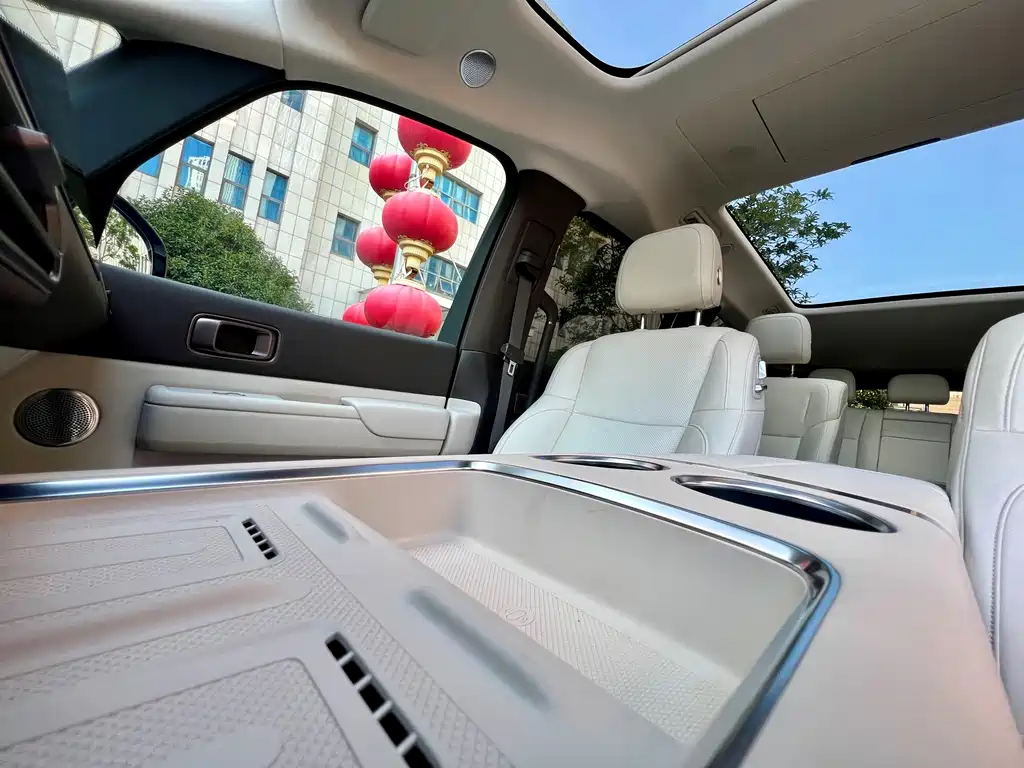 Li Auto Li MEGA — миниатюра 13