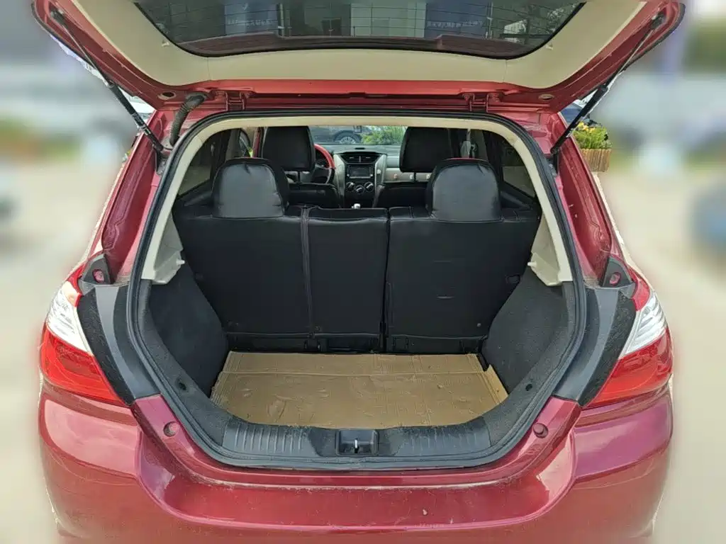 Venucia R50 — миниатюра 24