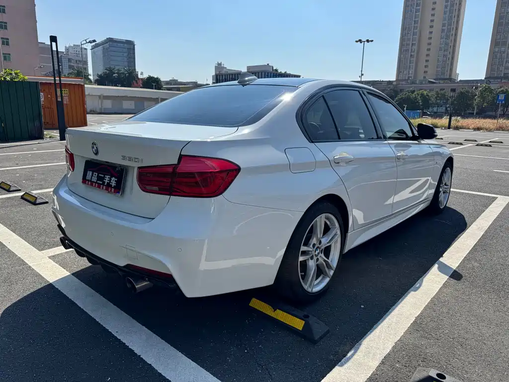BMW 3 Series — миниатюра 5