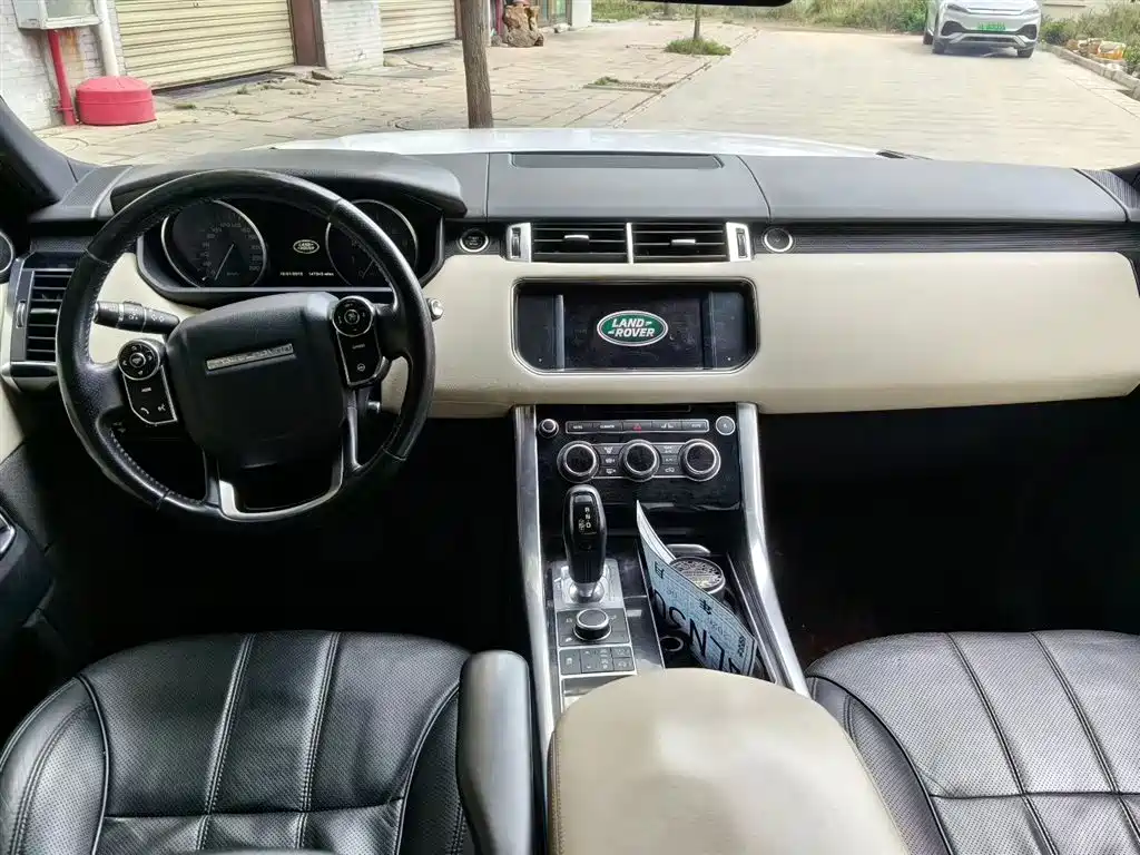 Land Rover Range Rover Sport 2014 3.0 SC V6 HSE DYNAMIC