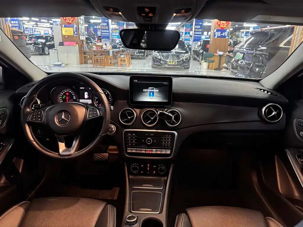 Mercedes-Benz GLA — миниатюра 8