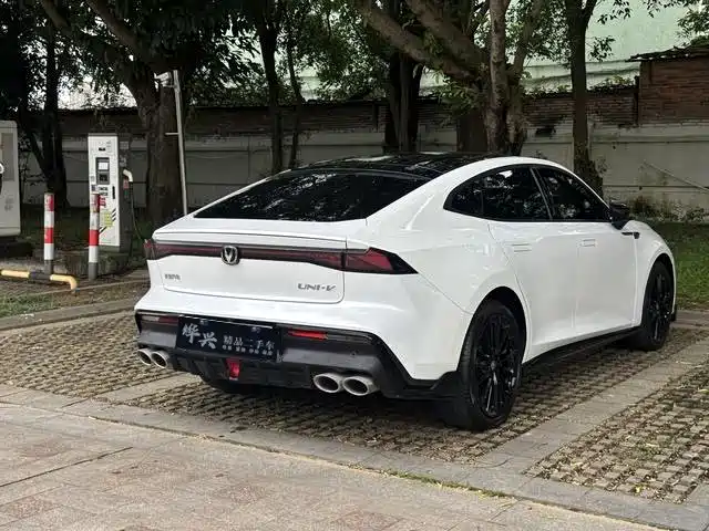 Changan UNI-V — миниатюра 9