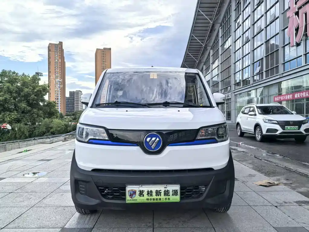 Foton Zhilan Genie E7 — миниатюра 7