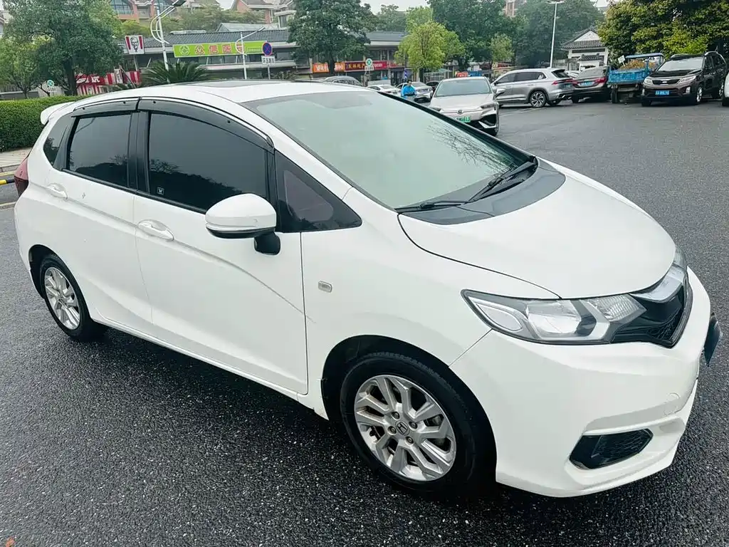 Honda Fit — миниатюра 3