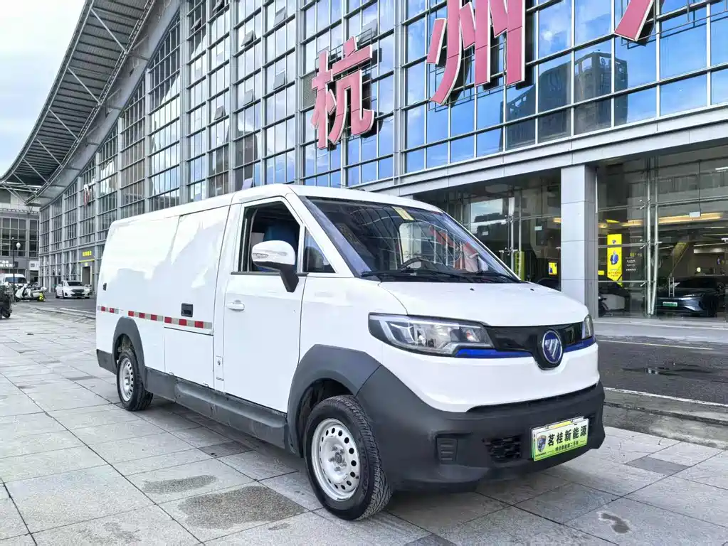 Foton Zhilan Genie E7 — миниатюра 2