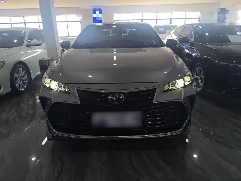 Toyota Avalon — миниатюра 3