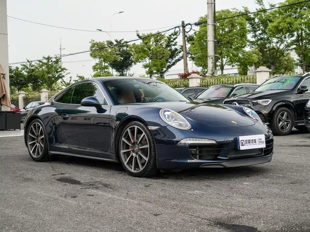 Porsche 911 2013 Carrera 4S 3.8L